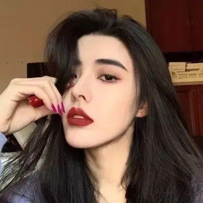 被称为爸爸的女人
